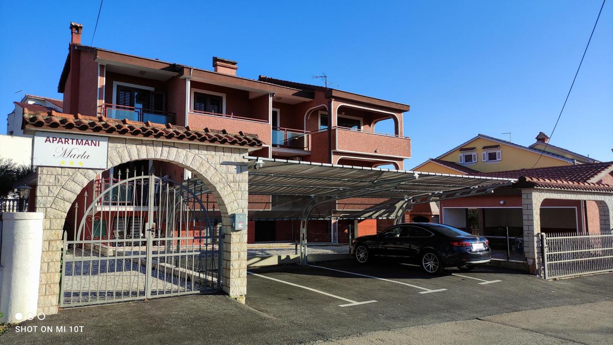 Apartments Marla Poreč Eksteriør billede