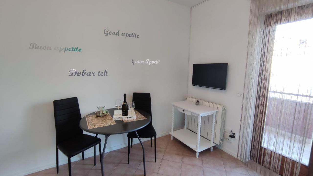 Apartments Marla Poreč Eksteriør billede